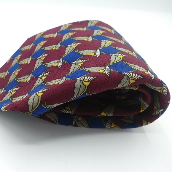 The Metropolitan Museum of Art Tie - Picture 3 of 8